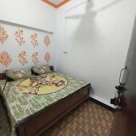 Awadh Guest House Ayodhya 外观 照片
